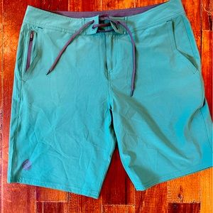 NWOT Stio Men’s CFS Board Shorts